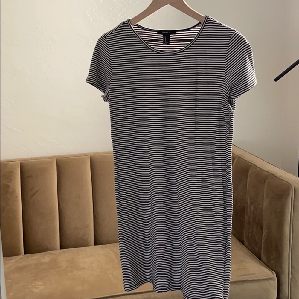 t-shirt dress